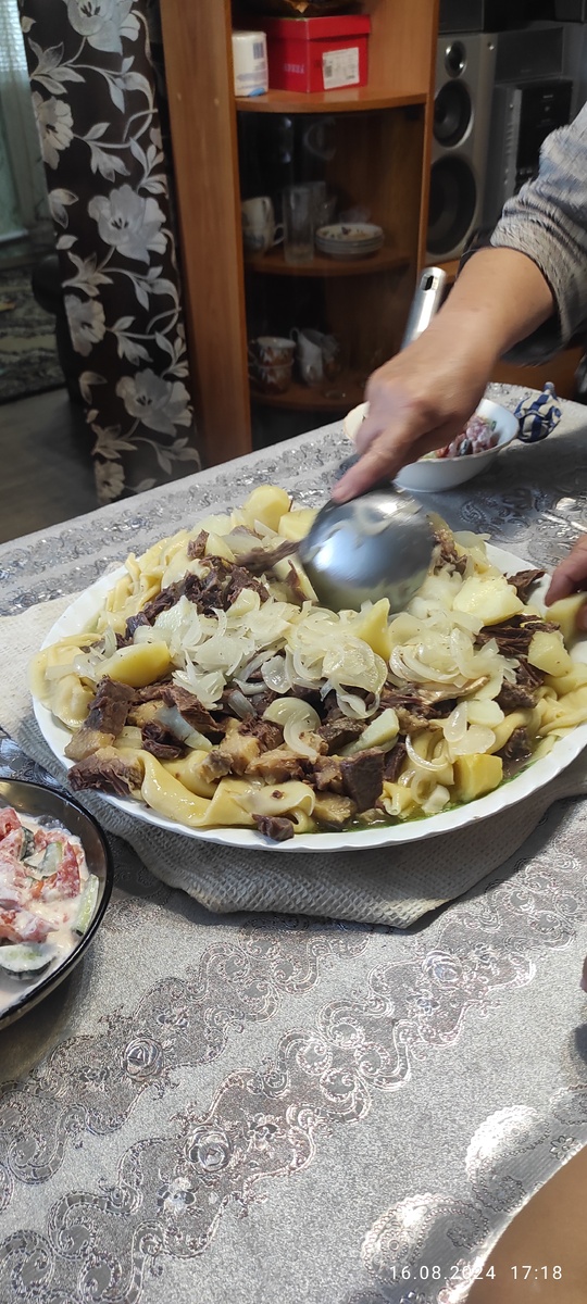 Я автор фото, мы казахи.