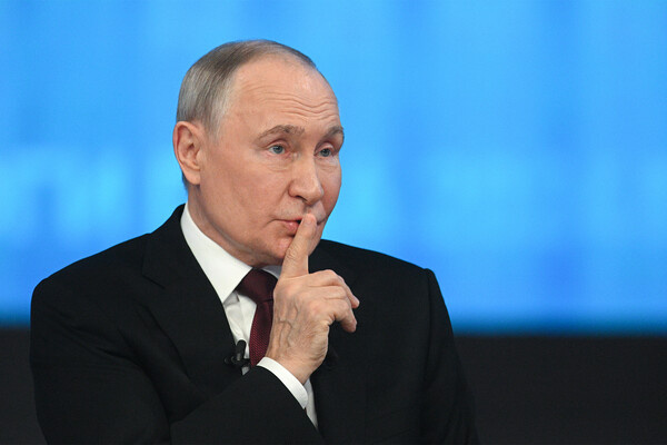 Президент РФ Владимир Путин проводит специальную программу «Итоги года с Владимиром Путиным» в Гостином дворе, 19 декабря 2024 года / Рамиль Ситдиков/РИА Новости   📷