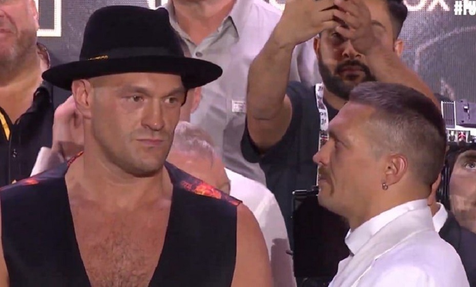    Фьюри и Усик устроили битву взглядов на 10 минут. Фото: Sky Sports