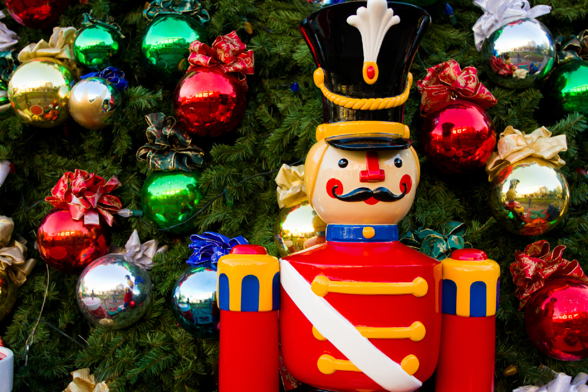 FrozenShutter/istock