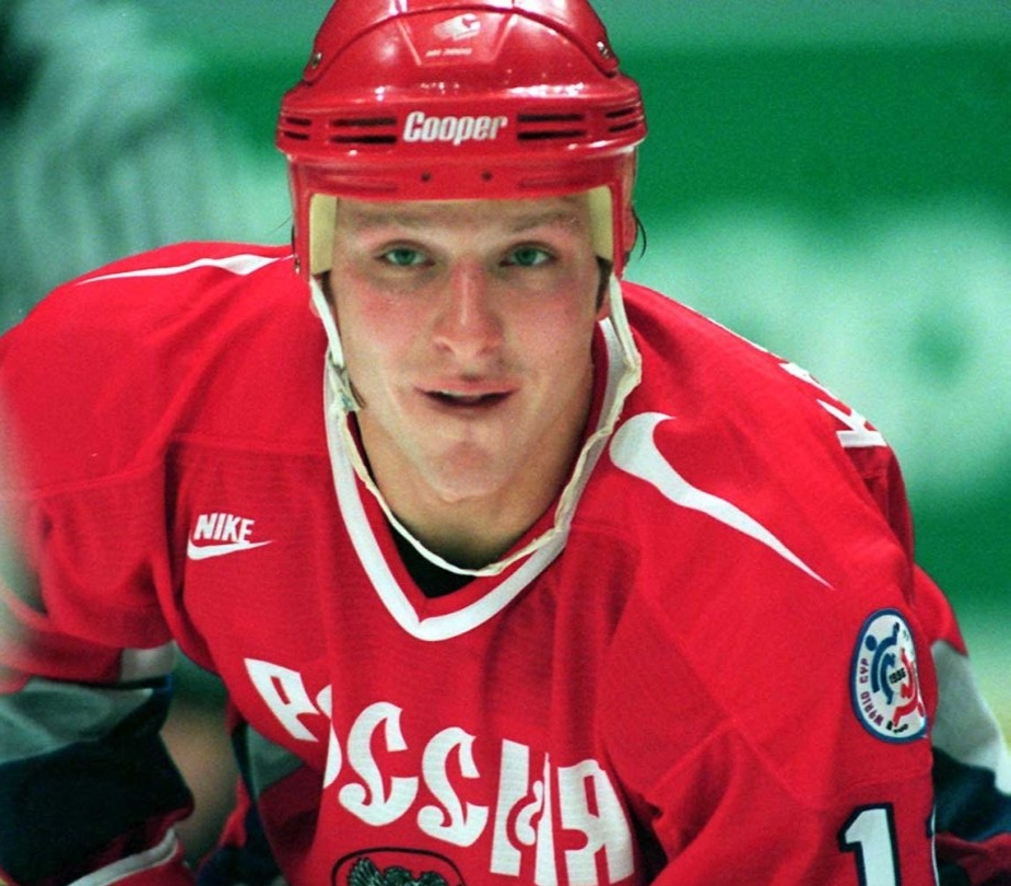 Фото с яндекс.картинки (Д.Каспарайтис в сборной России 90-х годов)