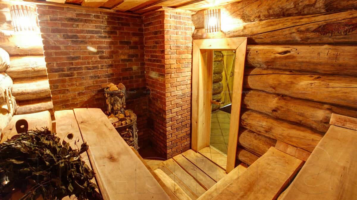 Многие из нас именно в такой баньке и парились.