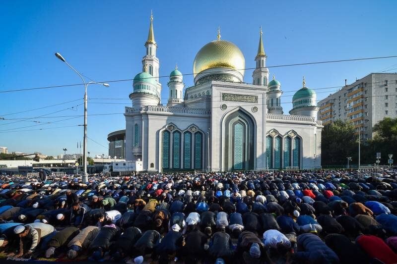 Жена байрам