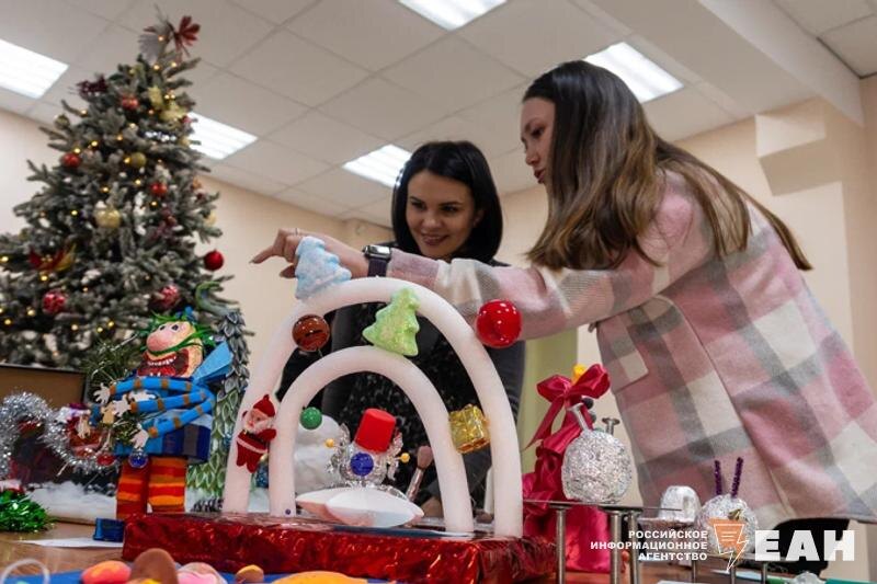    ЕАН. Россияне мечтают о деньгах, телефонах и путешествиях