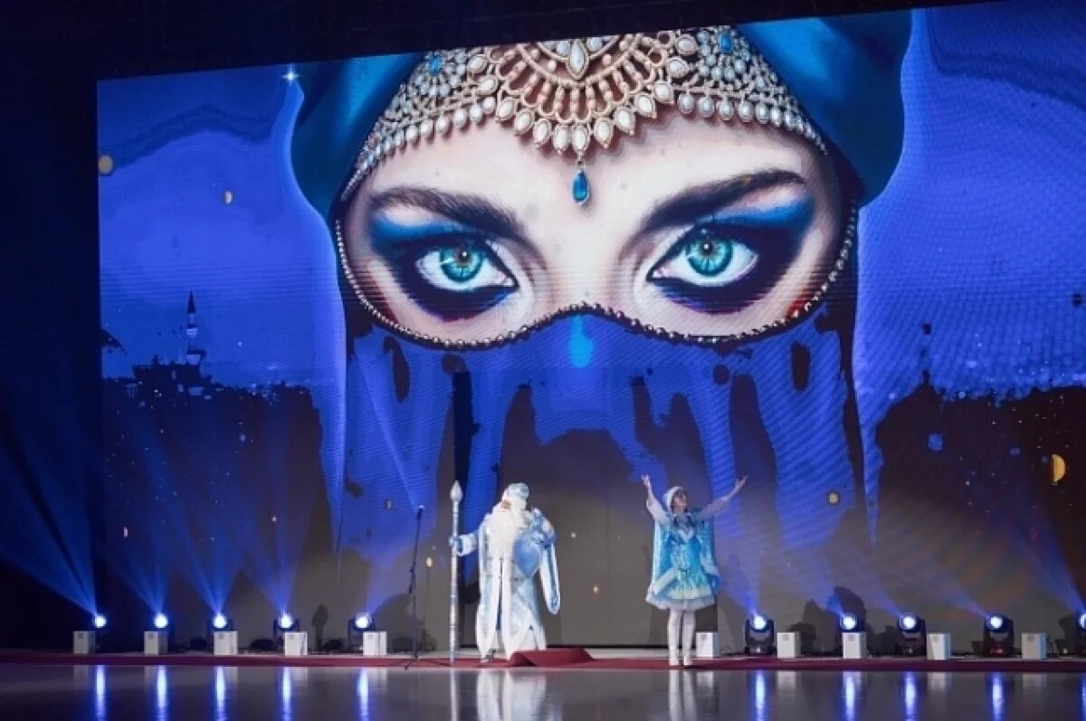    В тульском Ледовом дворце прошла первая Губернаторская ёлка