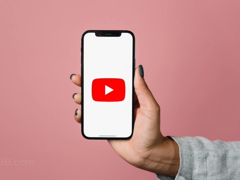    СМИ: YouTube в России продолжает замедляться. Теперь и на смартфонах