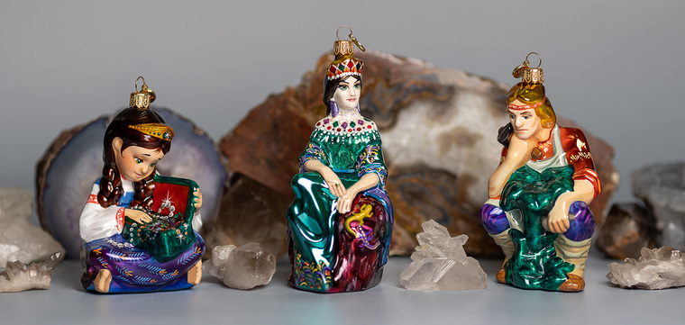 Уральские игрушки украшают новогодние елки в разных уголках мира. Фото предоставлено Юлией Сизовой