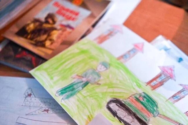    Как белгородцы могут передать новогодние подарки для военнослужащих?