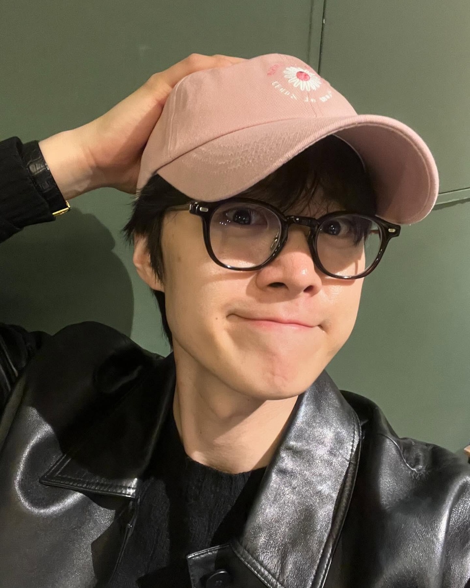    Кон МёнСоцсети