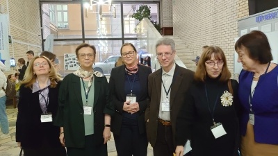 Лариса Ягупова с коллегами