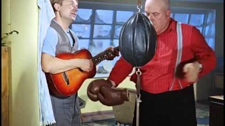 В галерее – кадры из комедий СССР Гайдая «Операция "Ы"…», «Кавказская пленница…» и «Самогонщики»