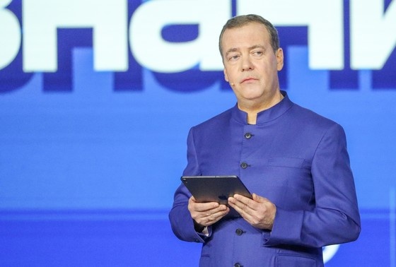    Дмитрий Медведев