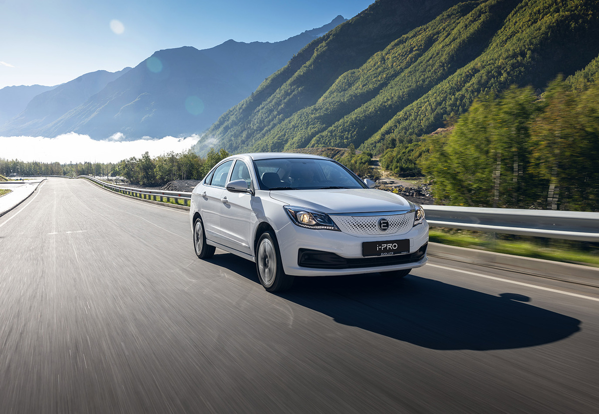 Evolute i-Pro выпускают в Липецке. Фото: Моторинвест