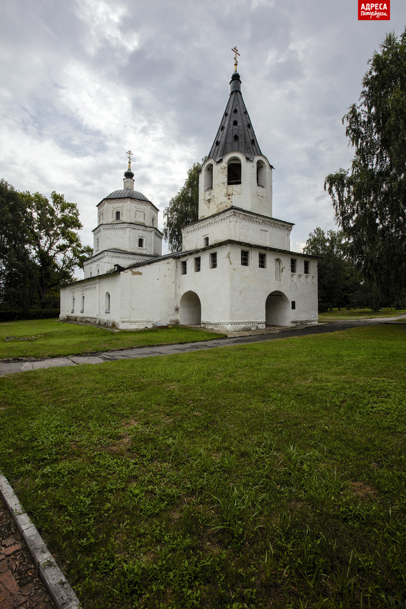 Домовая церковь в усадьбе Радищевых, Верхнее Аблязово. Фотография Юрия Молодковца