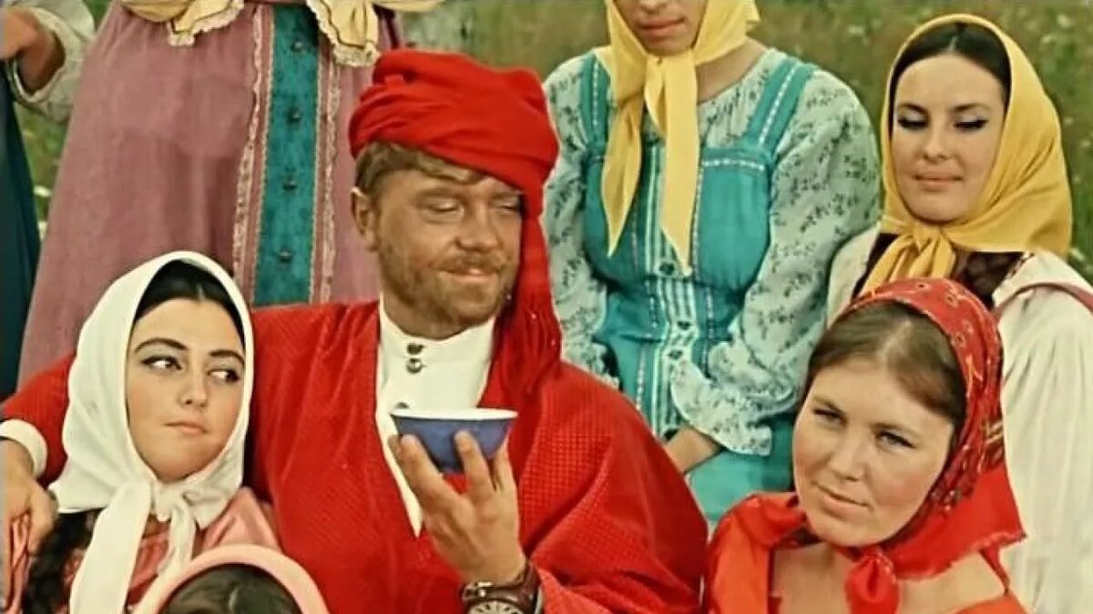    Жёны товарища Сухова.