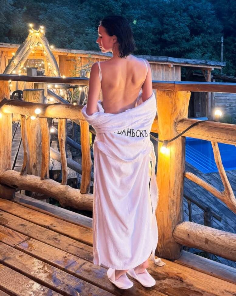    Алина Загитова в последнее время публикует откровенные снимкиСоцсети Алины Загитовой