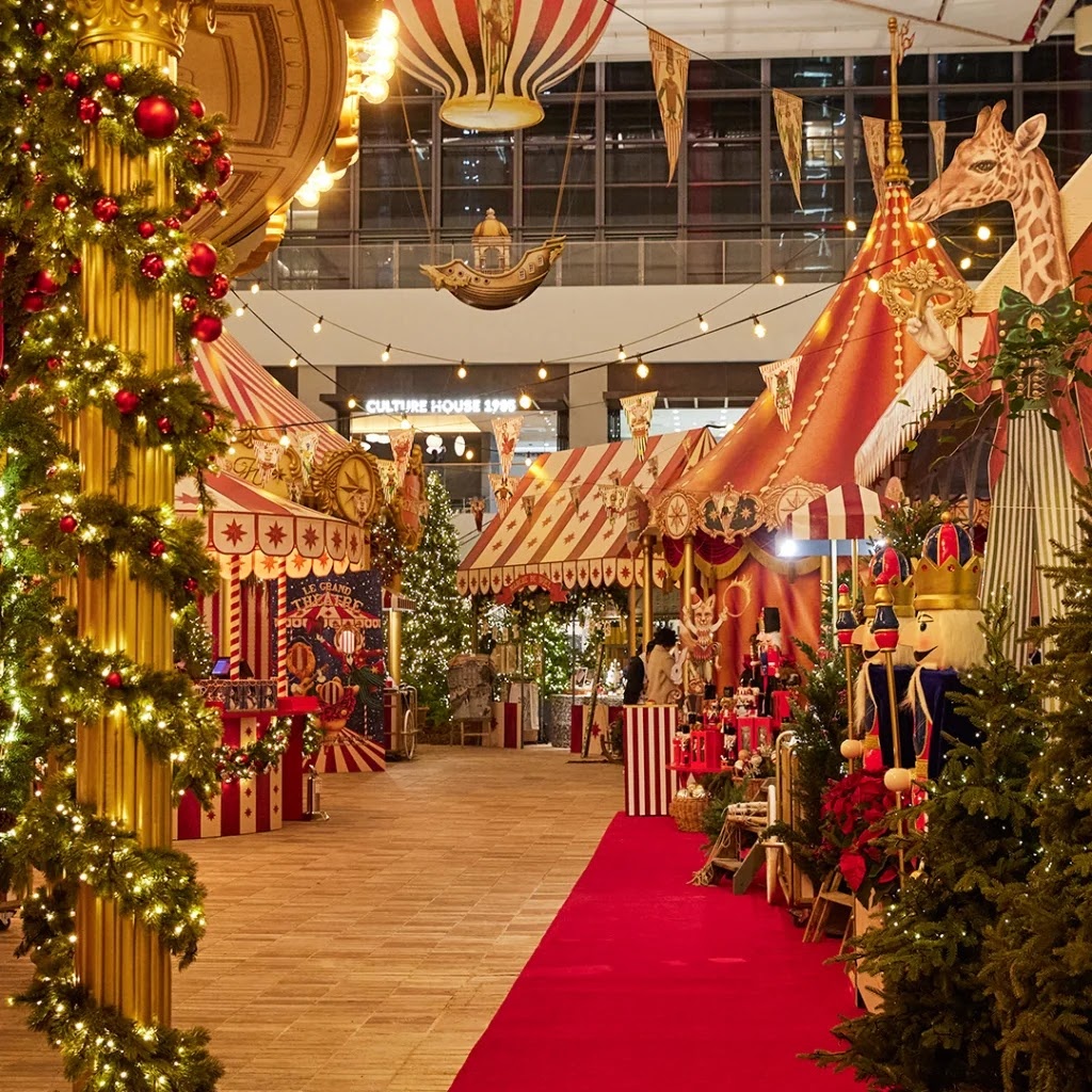 The Hyundai Seoul, Christmas H-Village. Photo: https://triple.global/en/content/articles/c0247eb7-3f67-40fe-82e7-1b36c7cdf0af 