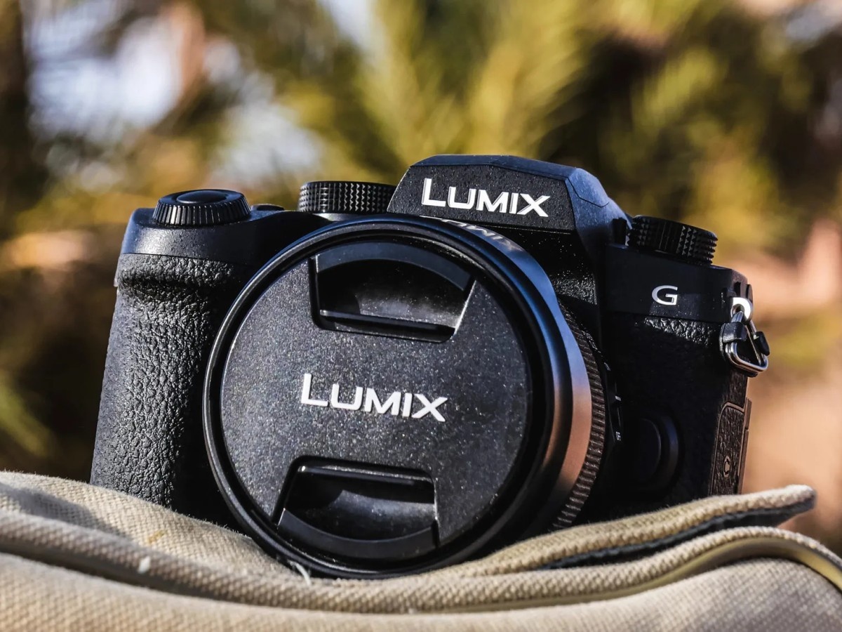    Panasonic выпустила компактную камеру Lumix G97 с 4K-видео и стабилизацией