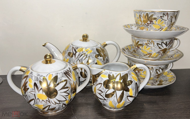 ЛФЗ, сервиз «Золотые ромашки». Фото из интернета