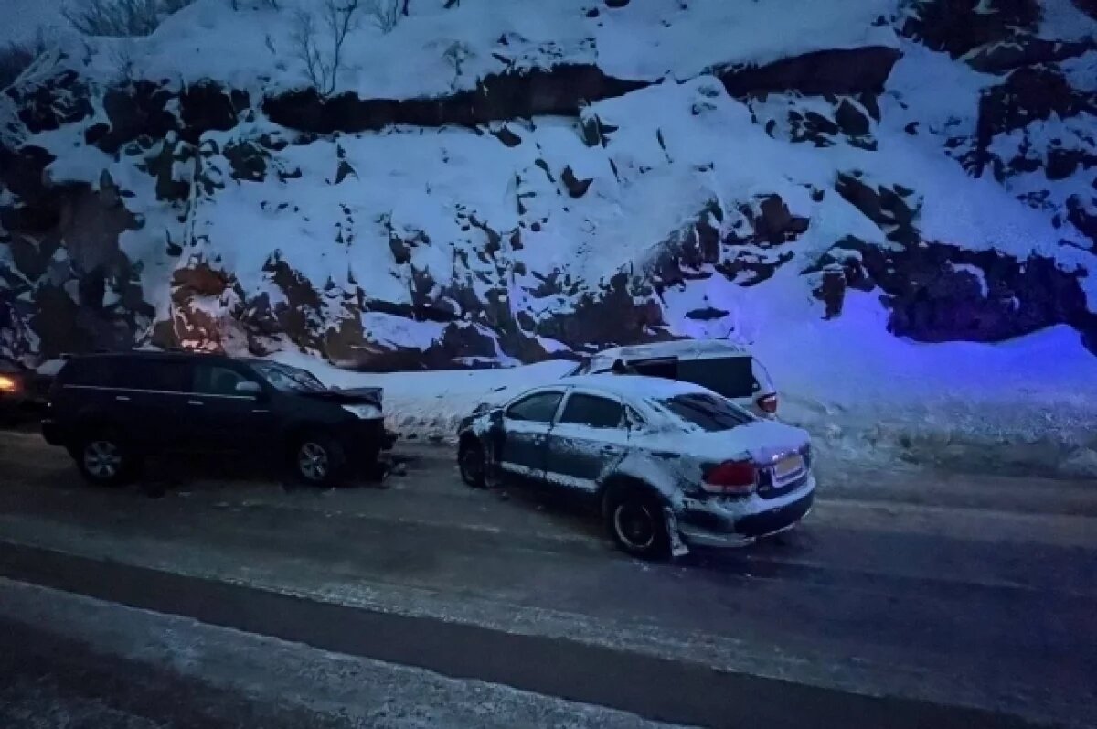    Водителей иномарок госпитализировали после ДТП в Мурманской области