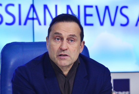    Дмитрий Свищев