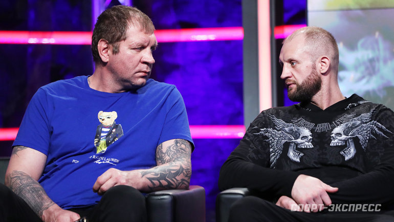    Александр и Иван Емельяненко.Александр Федоров