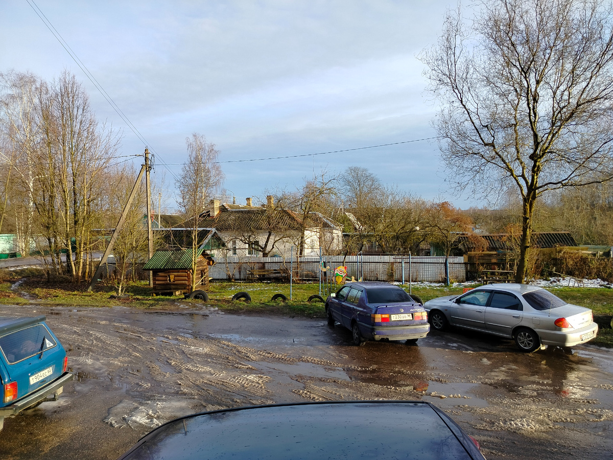 На нашем дворе, вид из окна