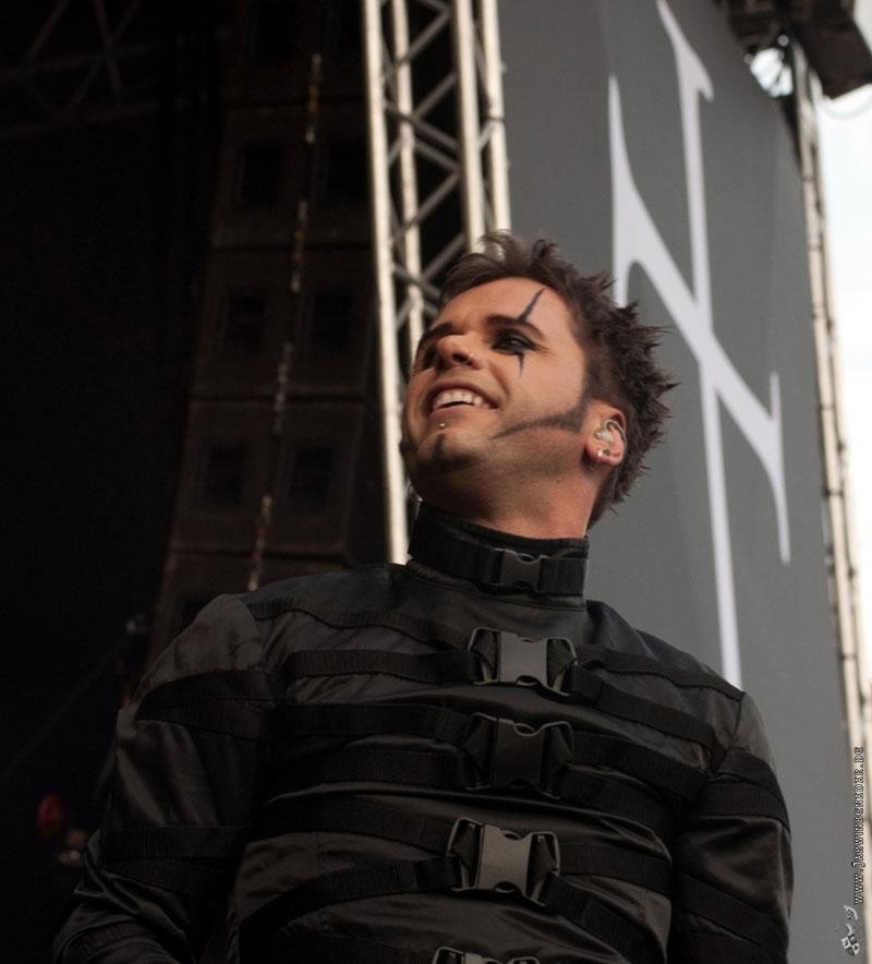 Тур в поддержку альбома "Monster". Фото найдено в интернетах. 