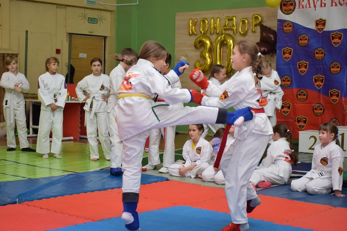    ???????????????????????????????????? Ульяна Тучкина