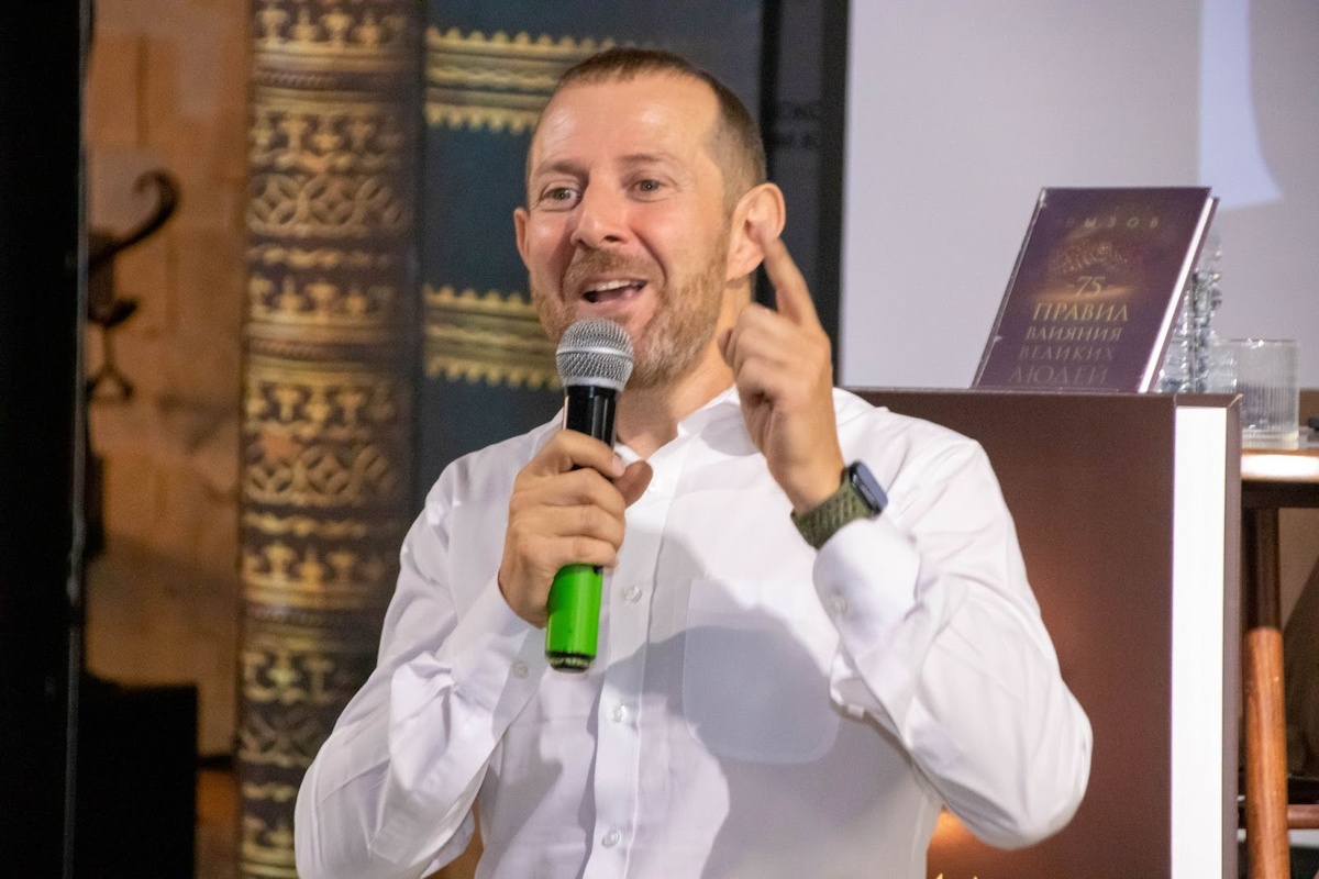 Чтобы выиграть спор, нужны не только сильные аргументы, но и правильная тактика. Фото © Игорь Рызов