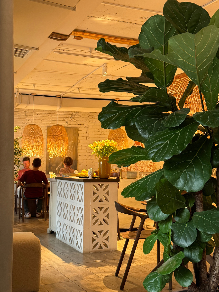 Освещение в Ресторане «DeLaura»