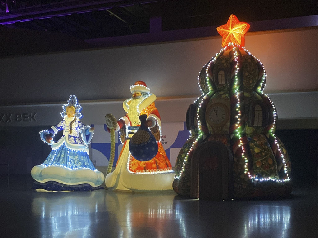 Дуэт в эксклюзивном исполнении и Ёлка-дом