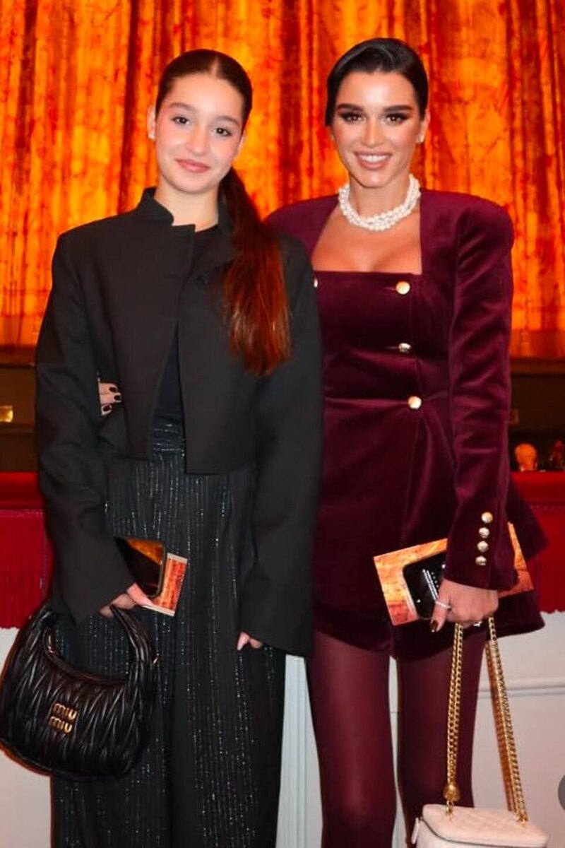    Ксения Бородина со старшей дочерью Соцсети