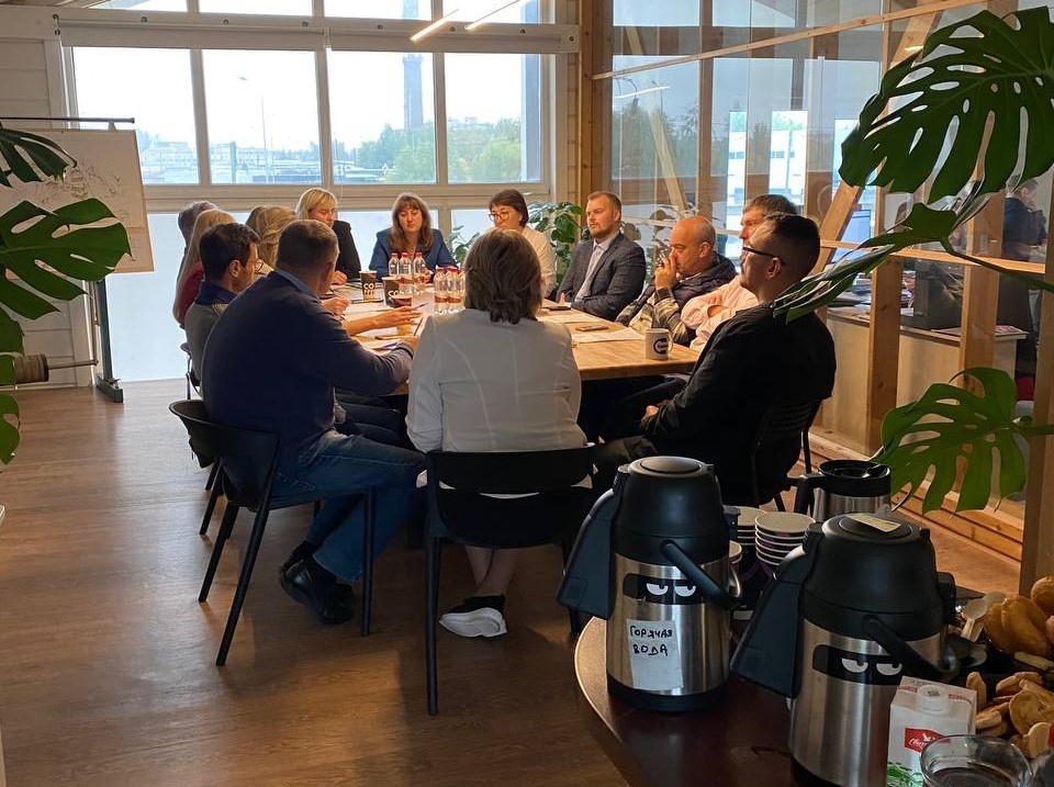 Встреча с представителями Новгородского строительного колледжа в офисе Валдайского Мастера