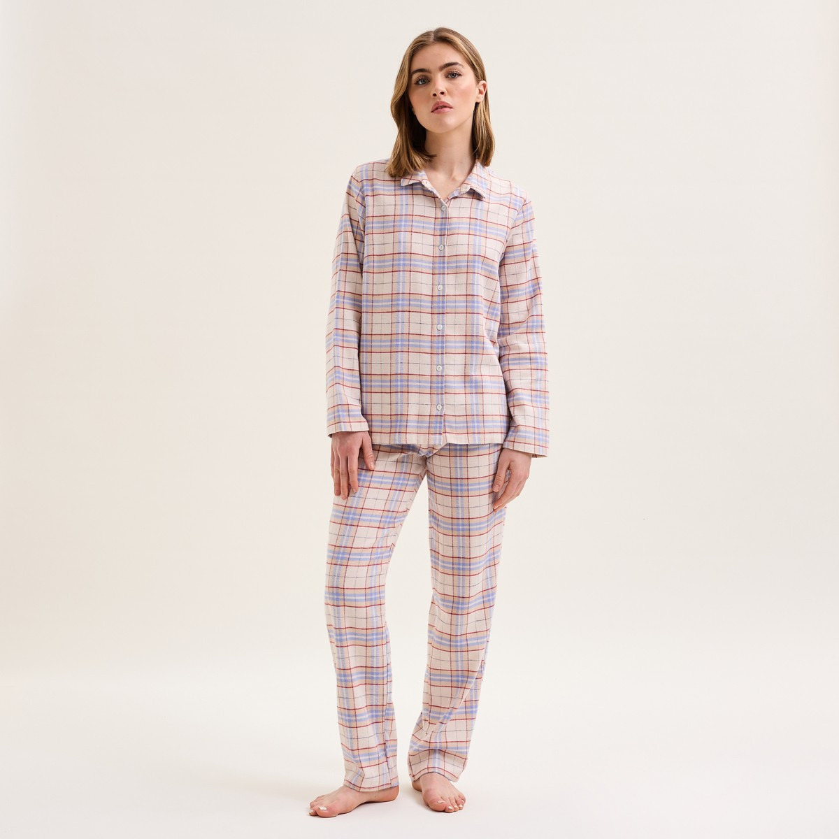 Jane - классическая пижама в клетку «тартан» из мягчайшей хлопковой фланели для прохладных ночей. Laurence Tavernier.