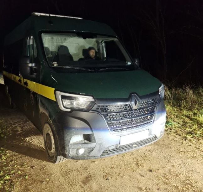 Поддельная машина Госпогранохраны