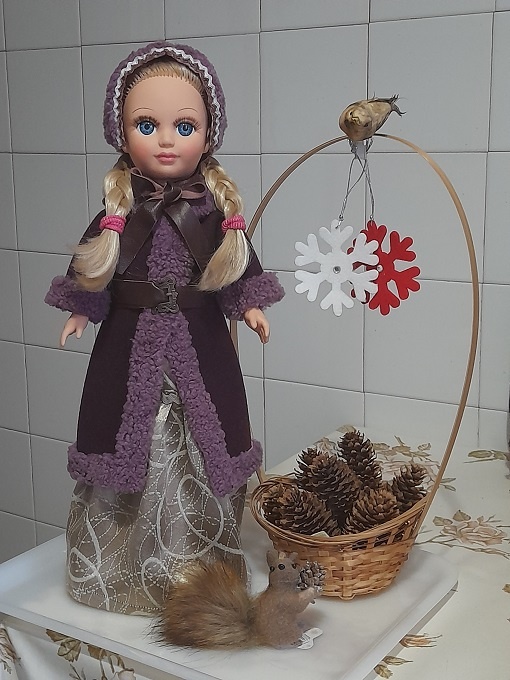 "Девушка декабря" - зимний наряд куклы Анастасии. Декабрь, 2024.
