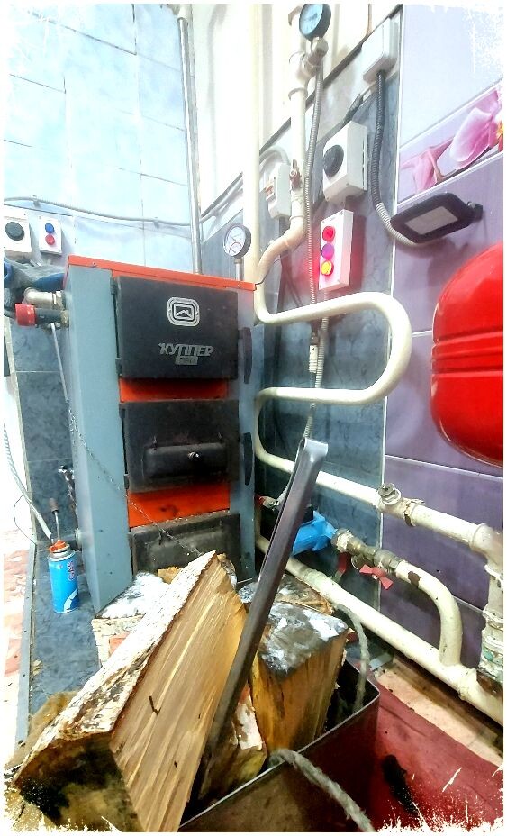 Когда посмотрел на термометры. то ахнул на всех было 0 градусов 