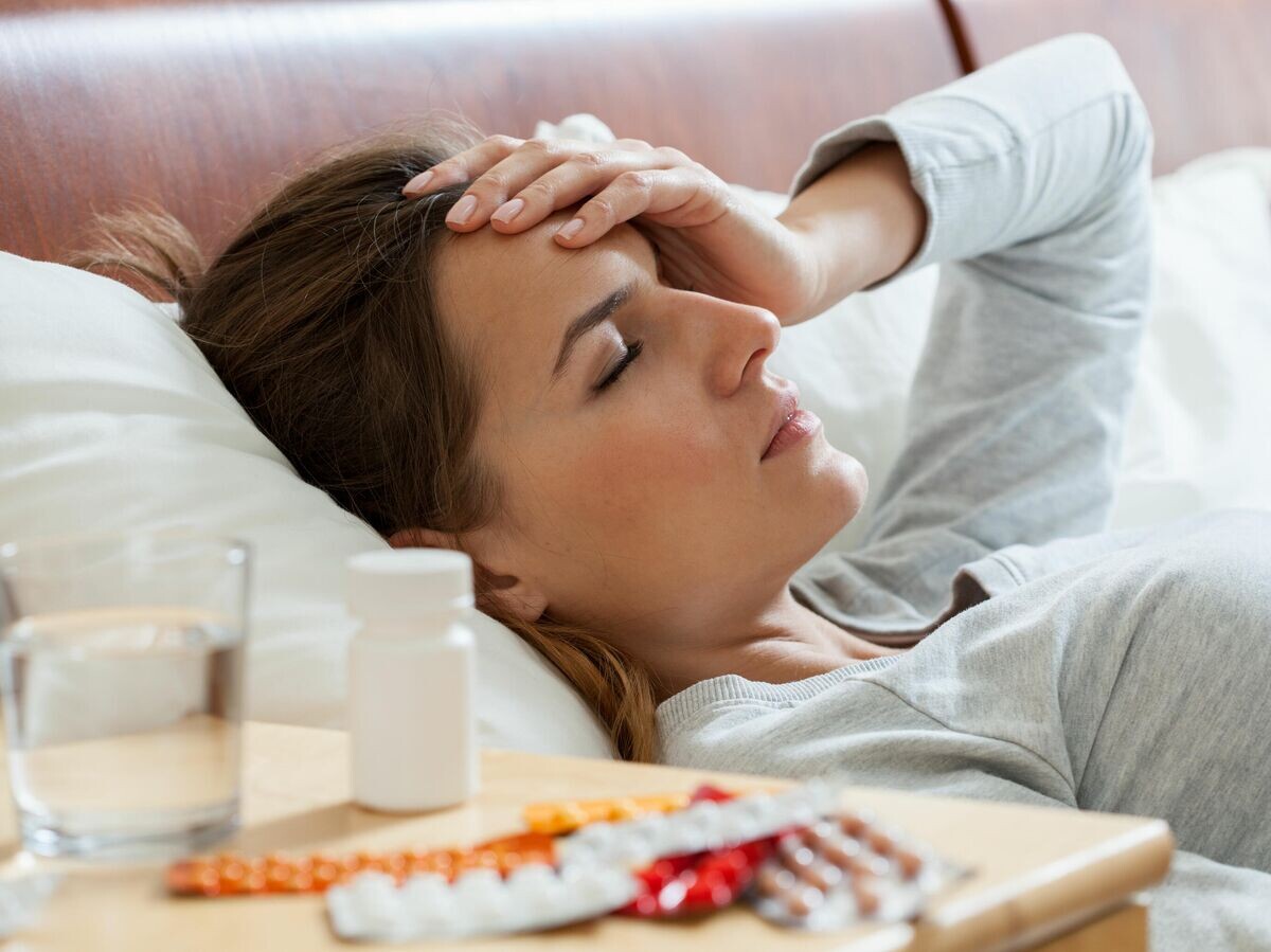    Заболевшая женщина© Depositphotos.com / photographee.eu