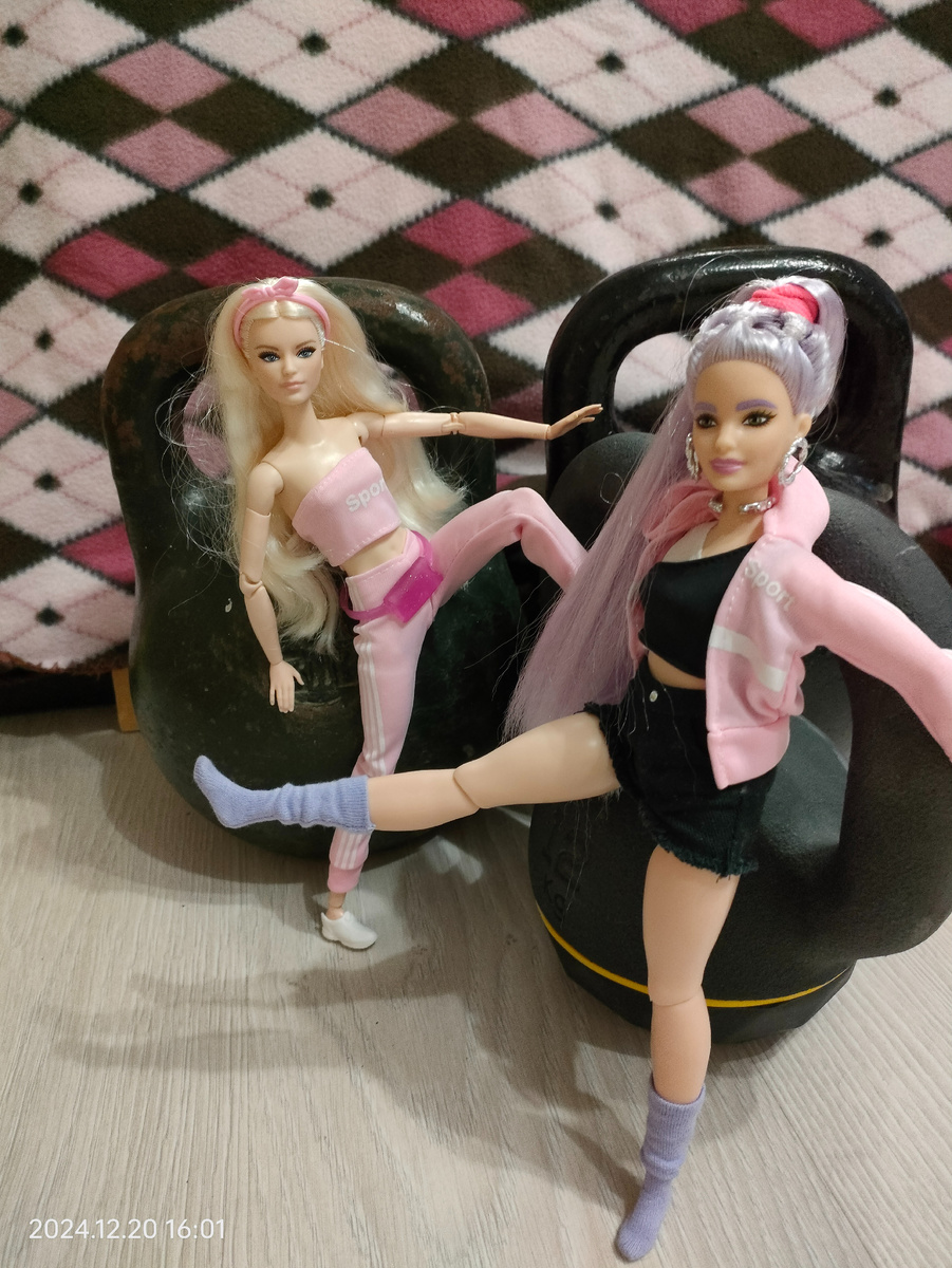 Вика-Луна и Фиона.