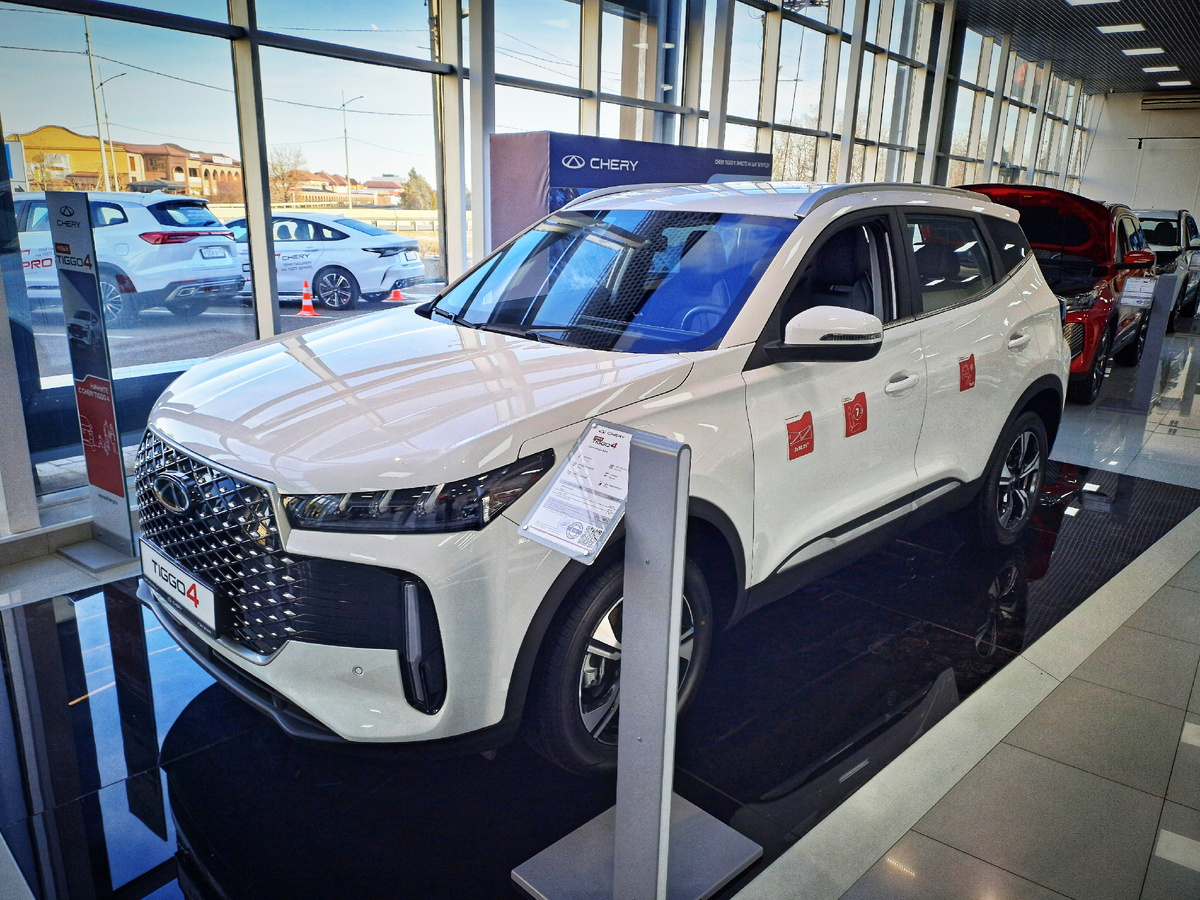 Новый Chery Tiggo 4 с 6-ступенчатым роботом 