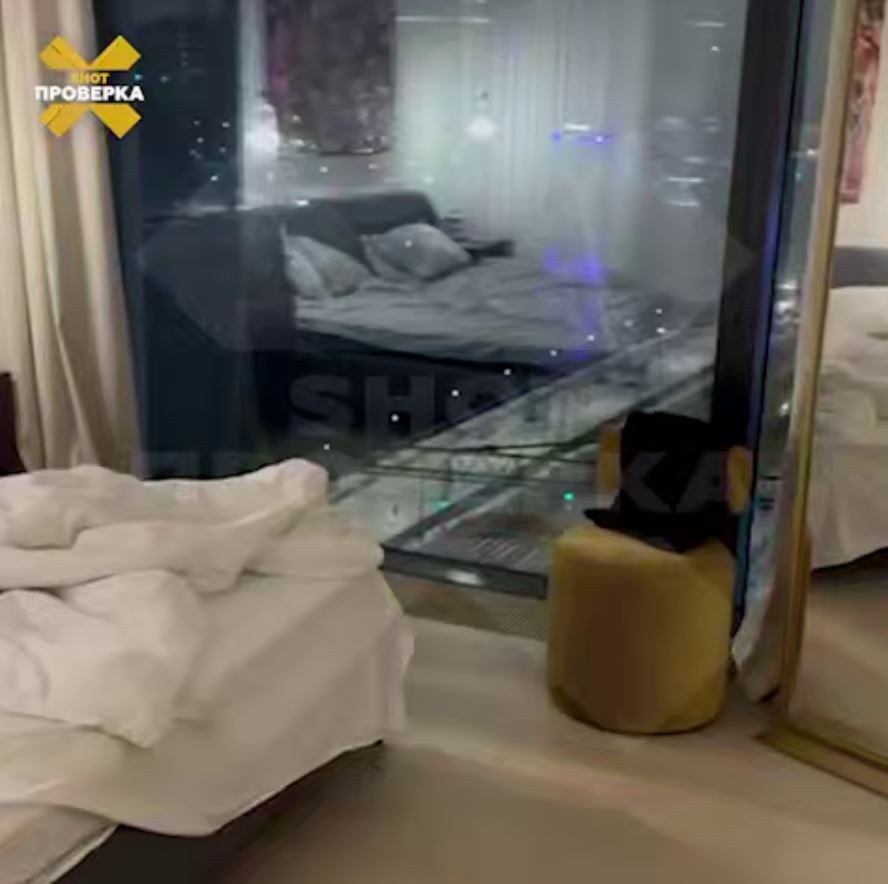 Стоп-кадр видео из спальни в квартире ЖК Capital Towers со скрипящими окнами