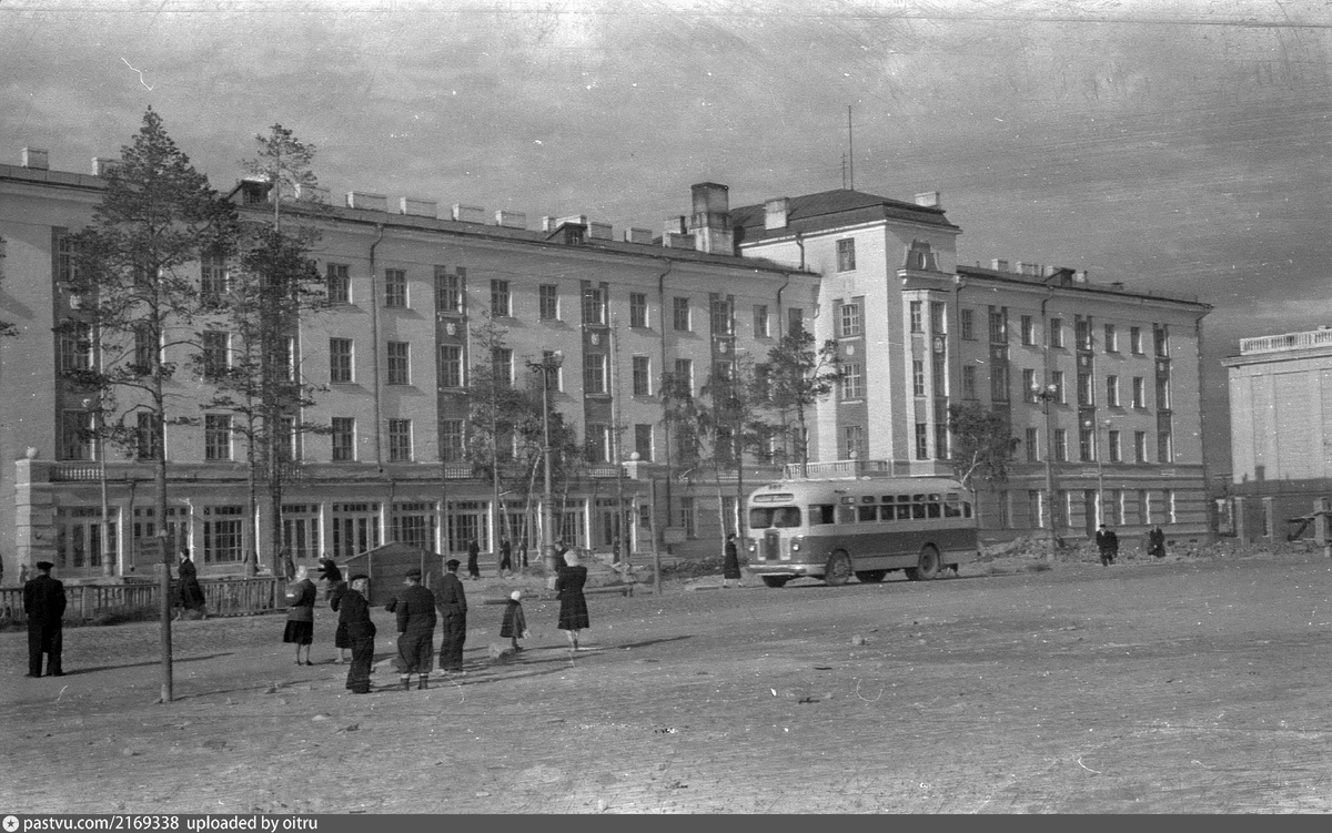 1956 год