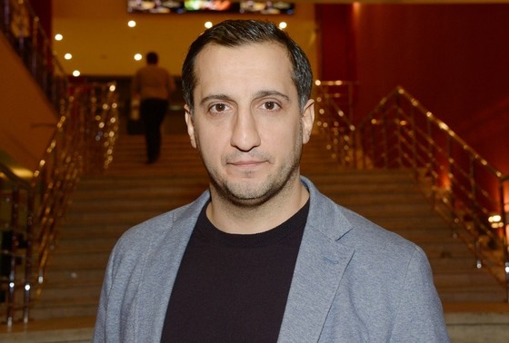    Арарат Кещян