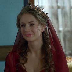 Дефне Султан. 