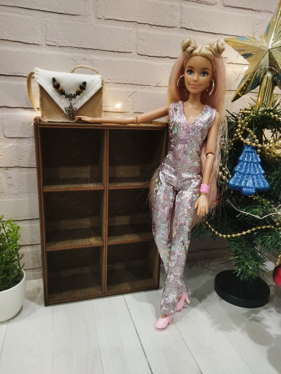 Стеллаж для Барби