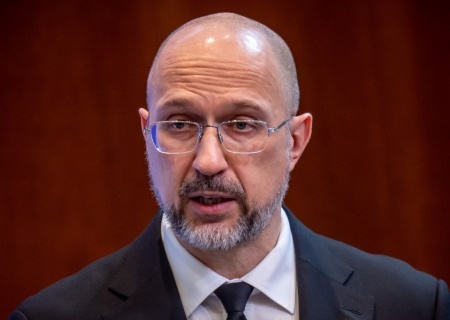    Шмыгаль анонсировал получение миллиарда долларов за счёт российских активов