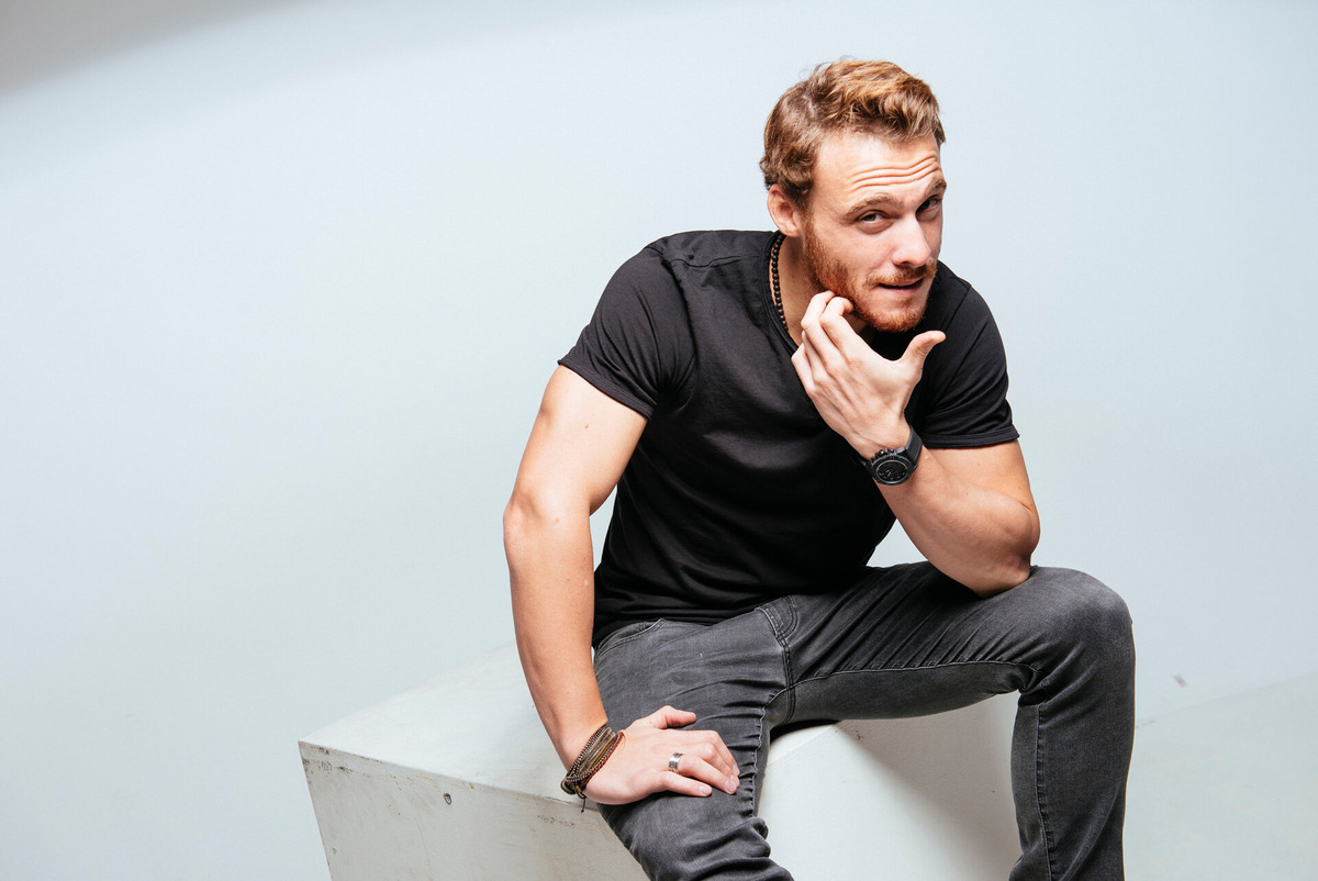 Источник https://avatars.mds.yandex.net/get-kinopoisk-image/1777765/eee2dfa6-3949-4aa7-88e9-b68bce752c66/1920x