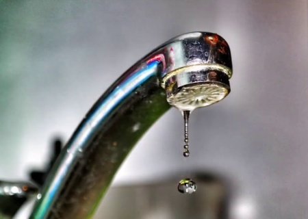    «То огородники, то ретроградный Меркурий». В Донецке сократили подачу воды, сообщив о ремонтах задним числом