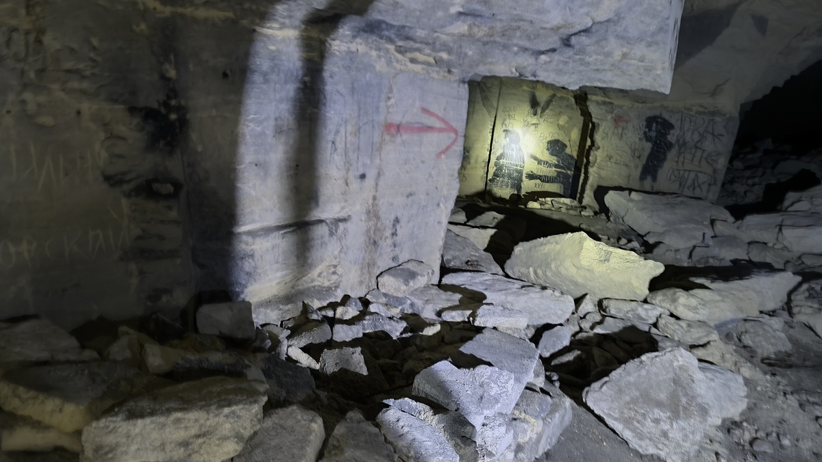 в коридорах каменоломен